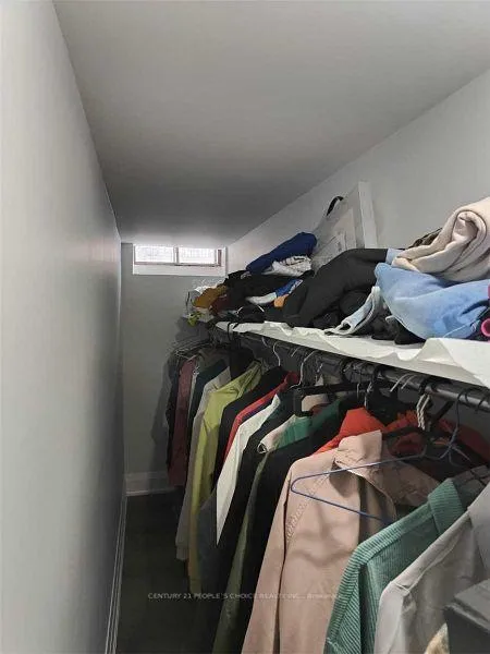 Photo 4 of Unit A, 35 Kingsplate Crescent, Etobicoke, West Humber-Clairville — HOMEH