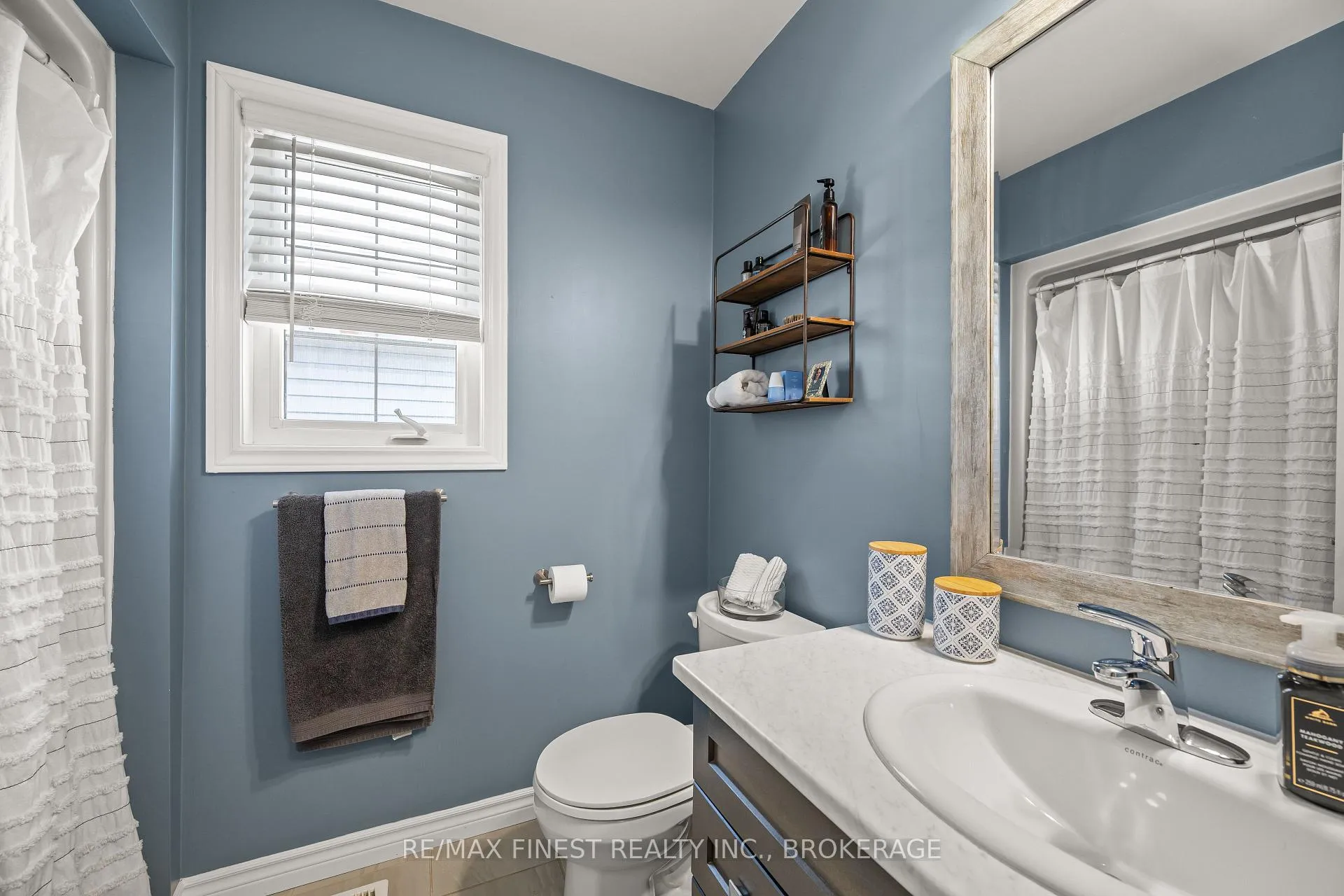 Photo 19 of 1158 Horizon Drive, Kingston, City Northwest — HOMEH