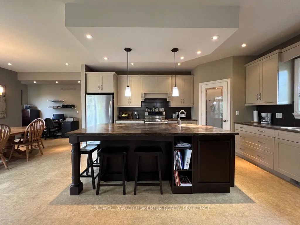 Photo 7 of 22 John Street, St. Catharines, Port Dalhousie — HOMEH