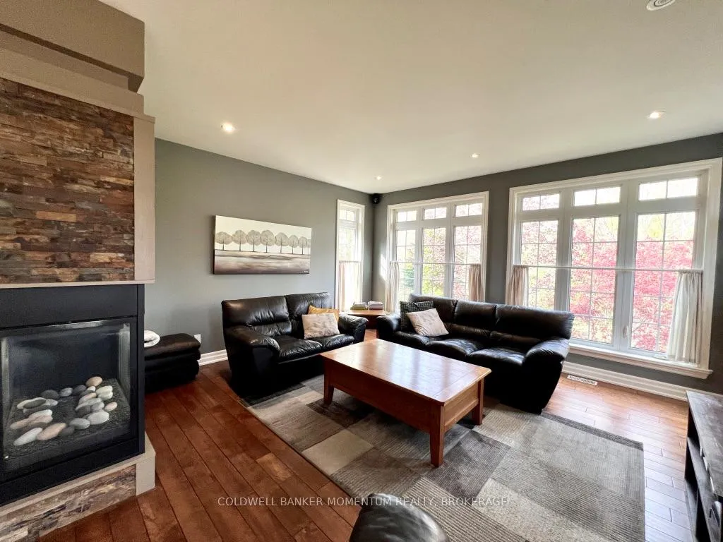 Photo 10 of 22 John Street, St. Catharines, Port Dalhousie — HOMEH