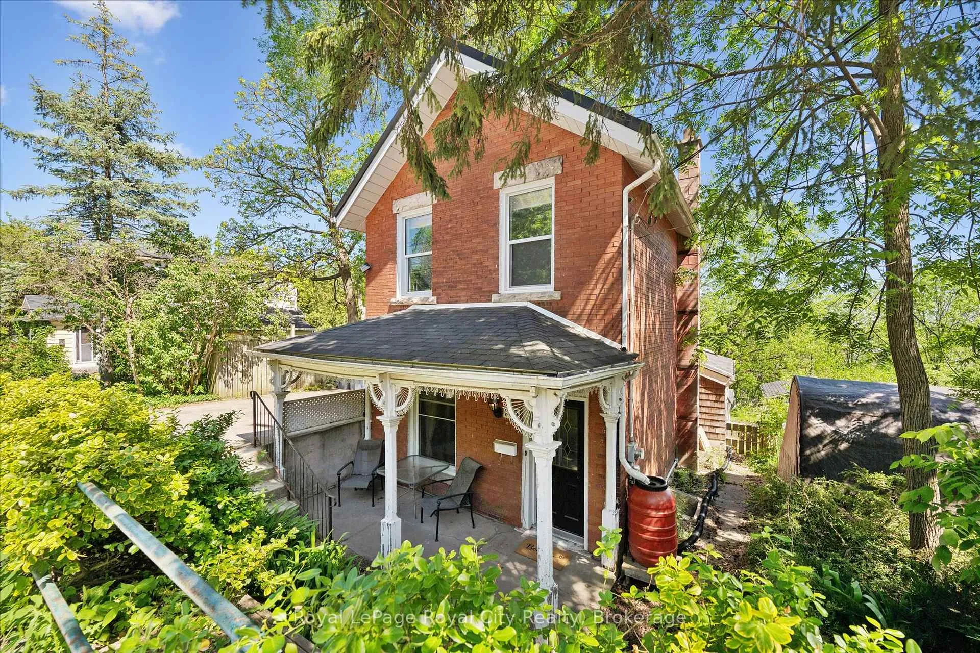 Photo 5 of 115 Grove Street, Guelph, St. George's — HOMEH