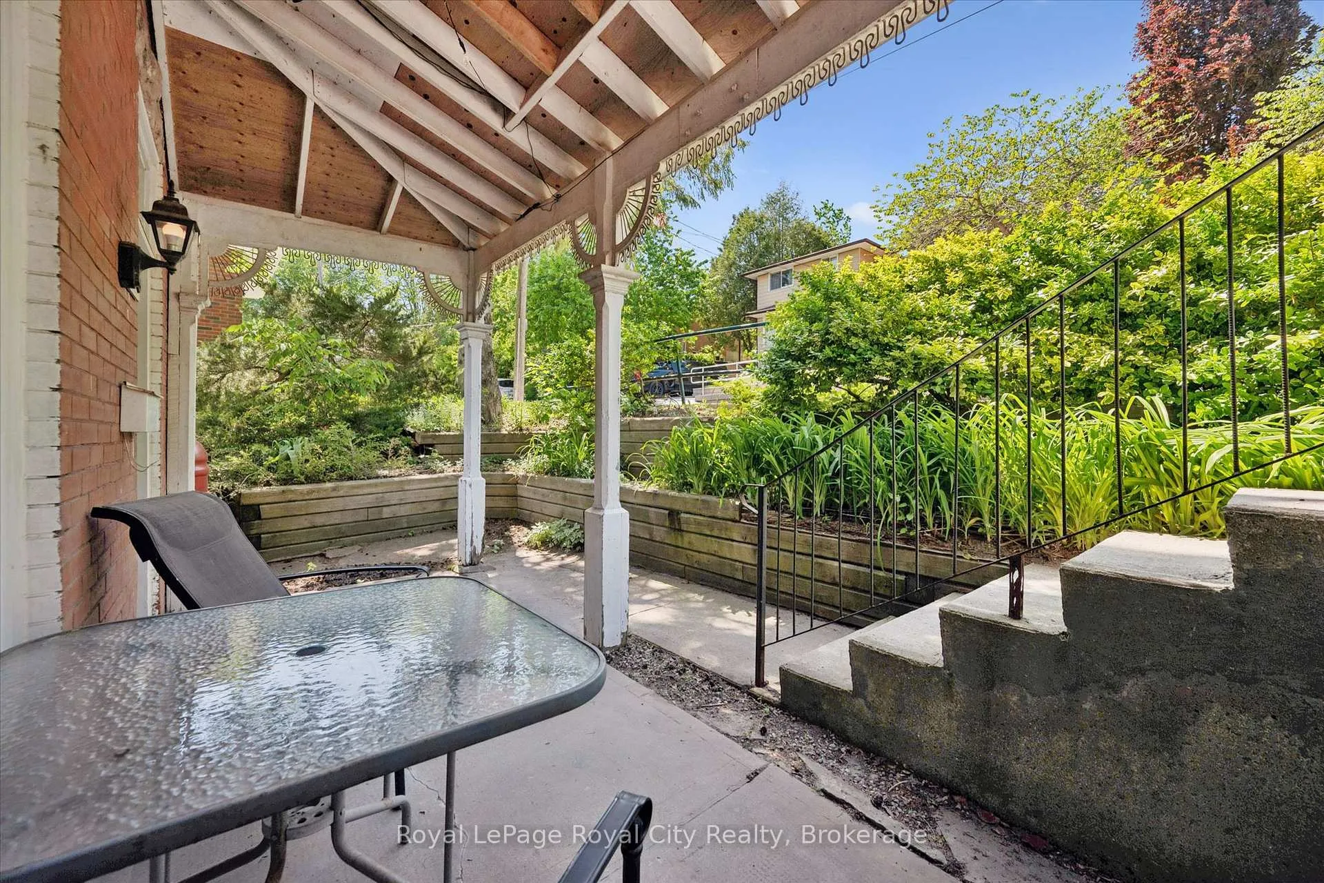 Photo 9 of 115 Grove Street, Guelph, St. George's — HOMEH