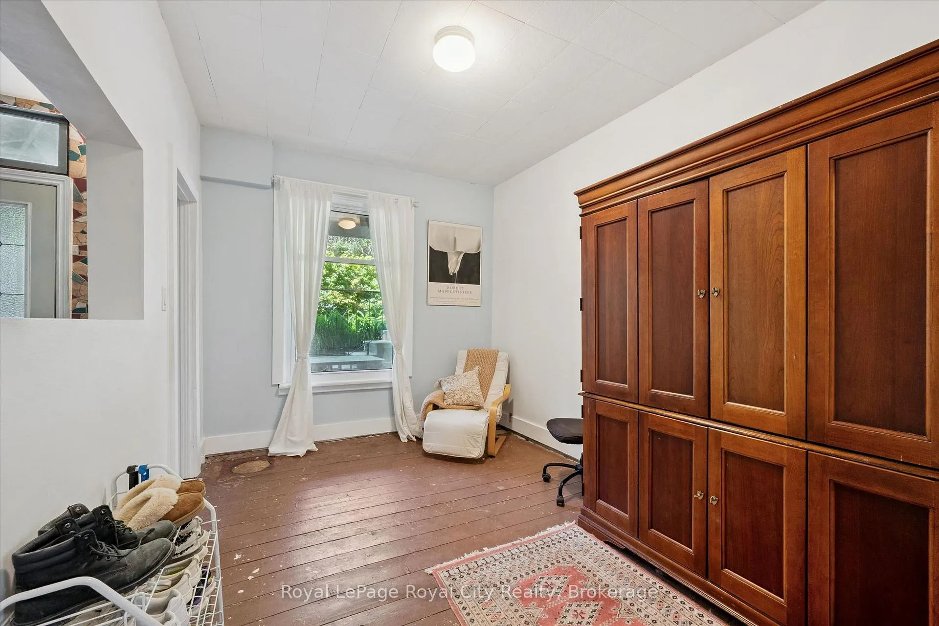 Photo 12 of 115 Grove Street, Guelph, St. George's — HOMEH