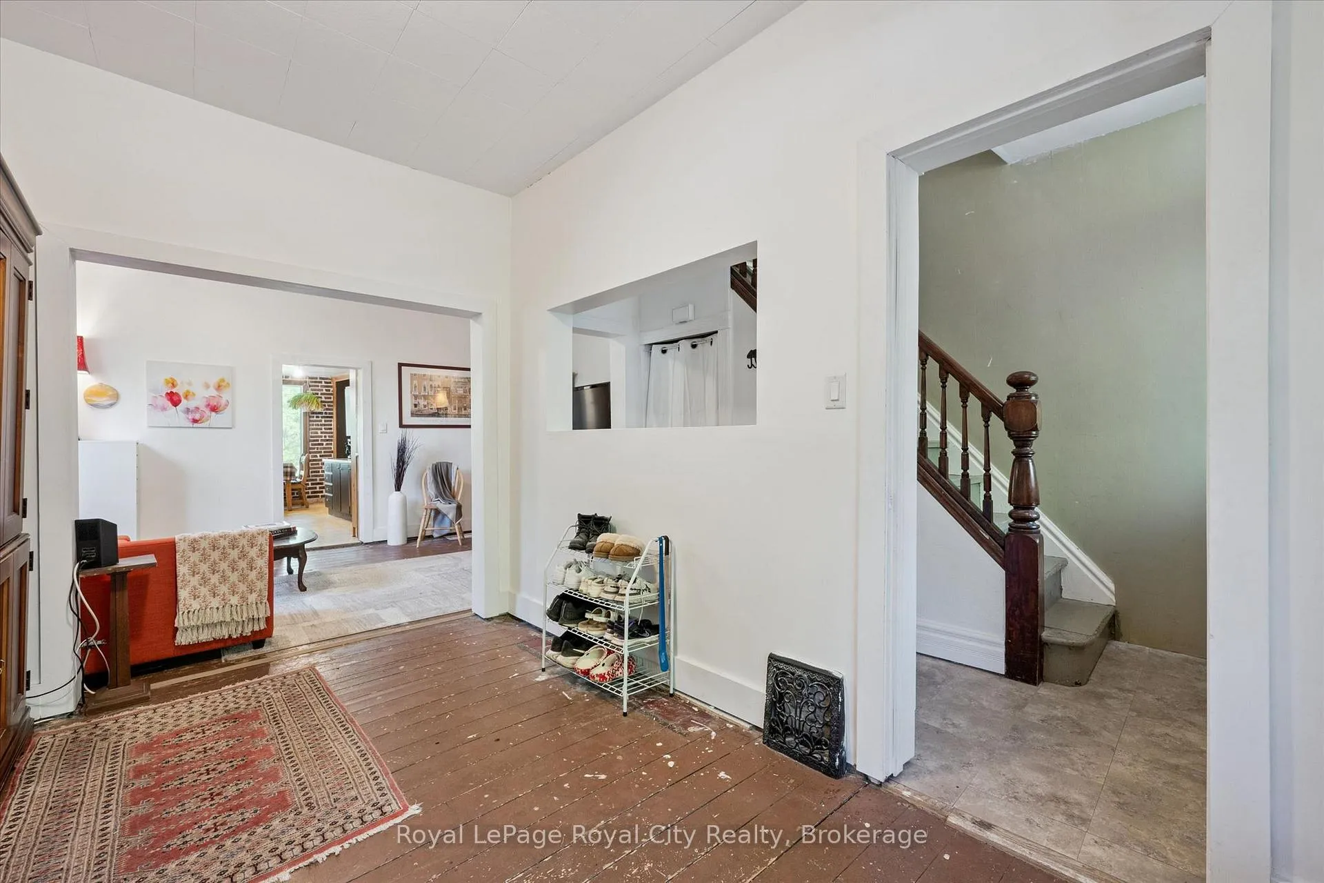 Photo 14 of 115 Grove Street, Guelph, St. George's — HOMEH