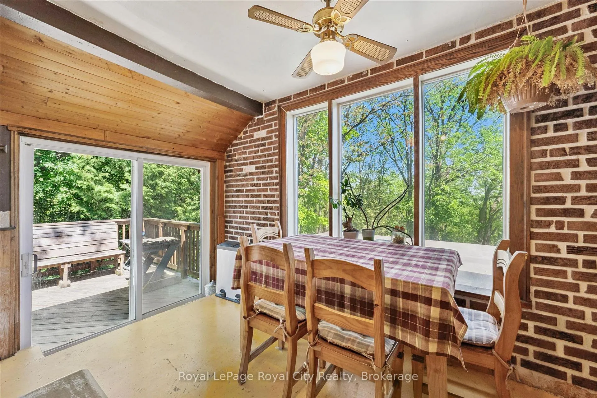 Photo 21 of 115 Grove Street, Guelph, St. George's — HOMEH