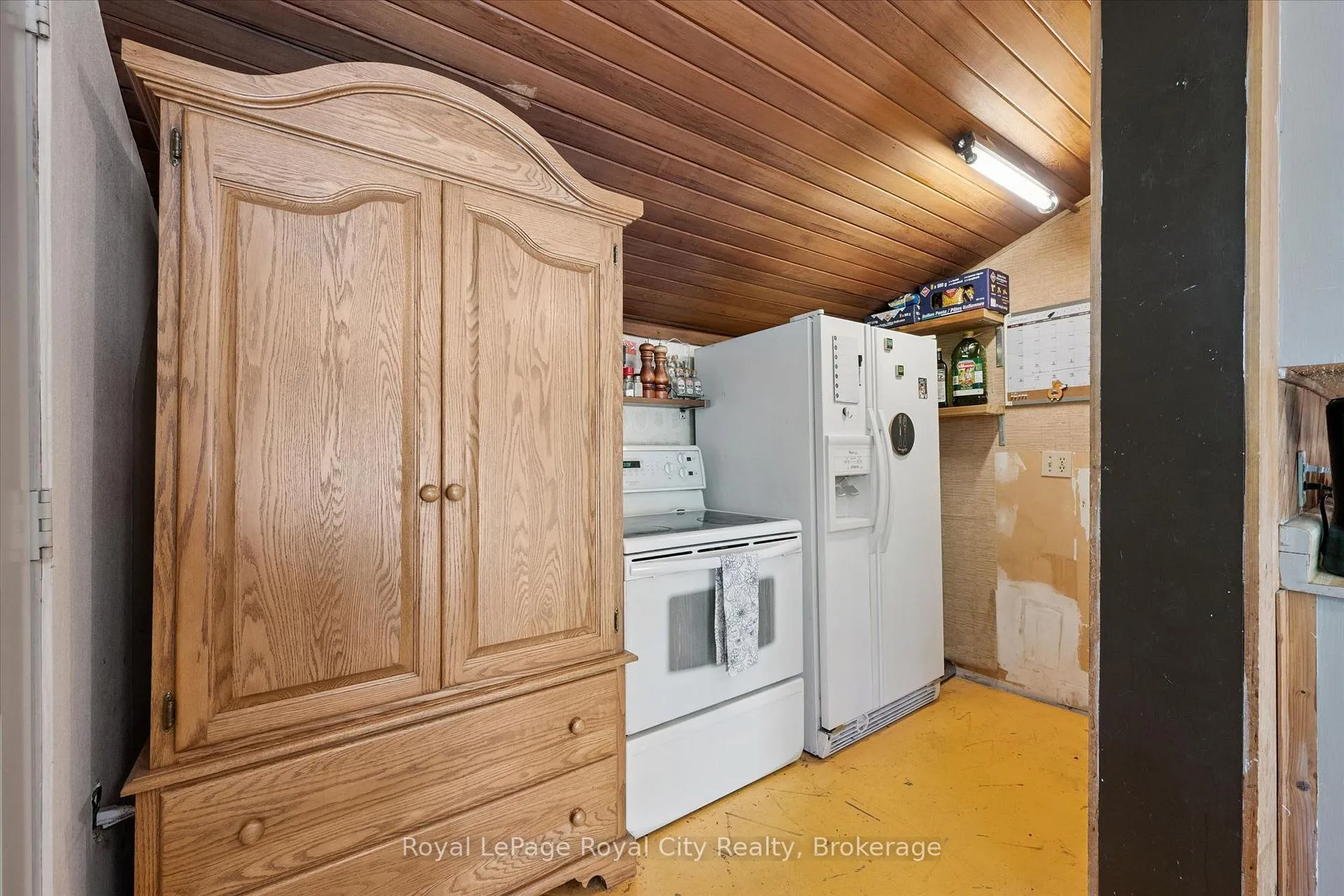 Photo 25 of 115 Grove Street, Guelph, St. George's — HOMEH