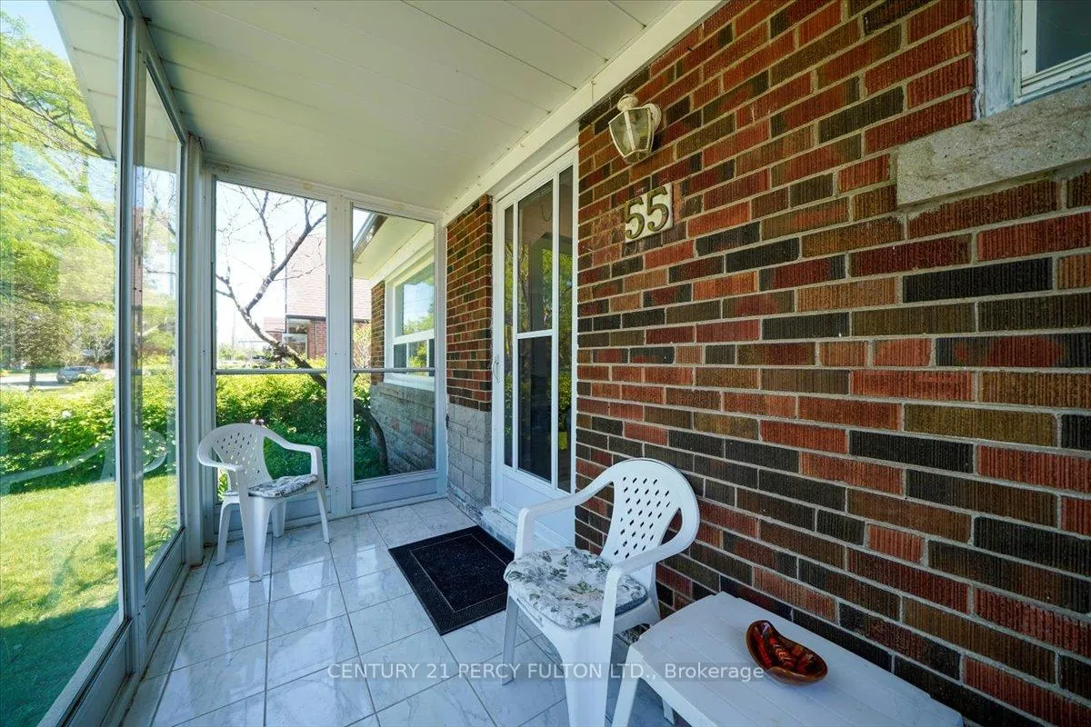 Photo 3 of 55 Cornwallis Drive, Scarborough, Dorset Park — HOMEH