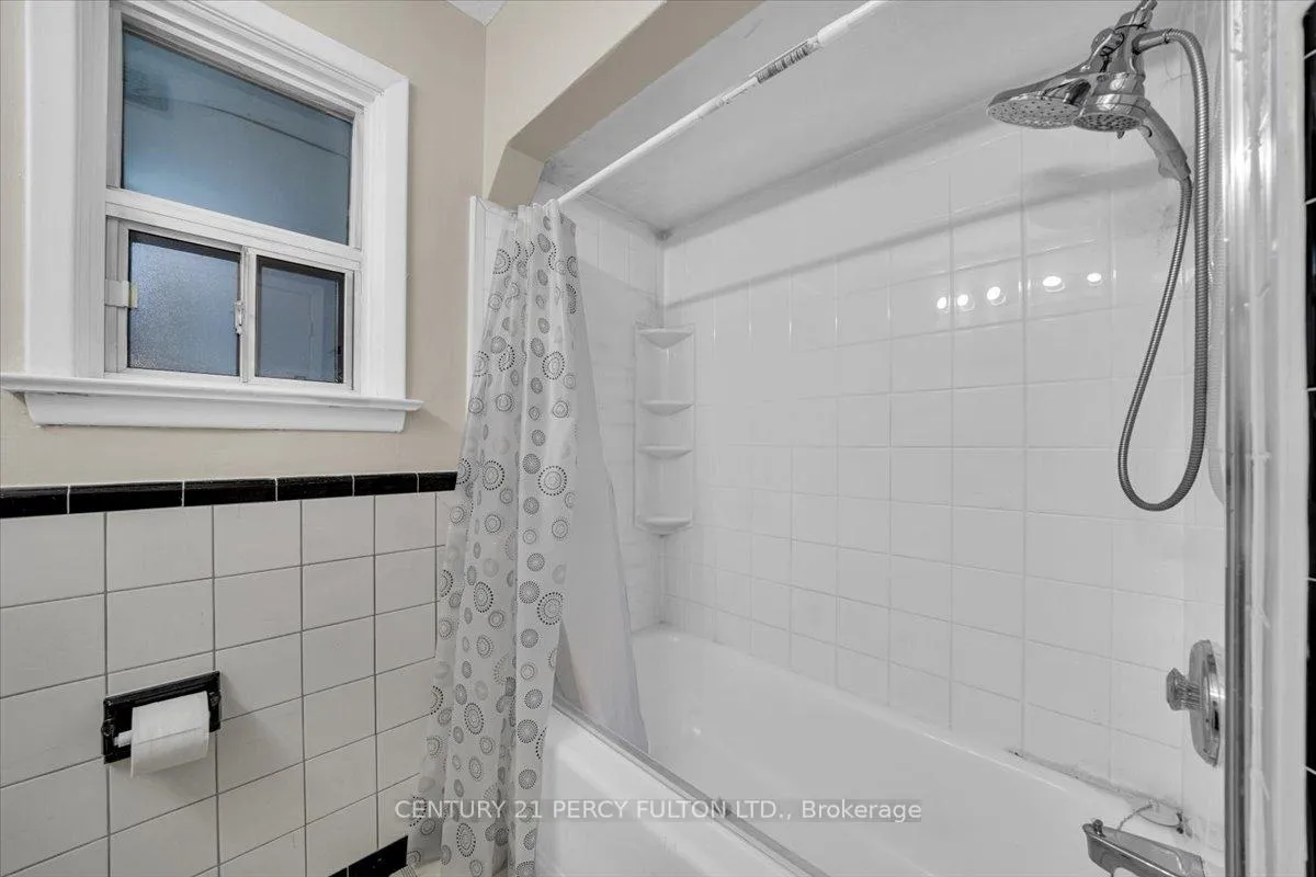 Photo 14 of 55 Cornwallis Drive, Scarborough, Dorset Park — HOMEH