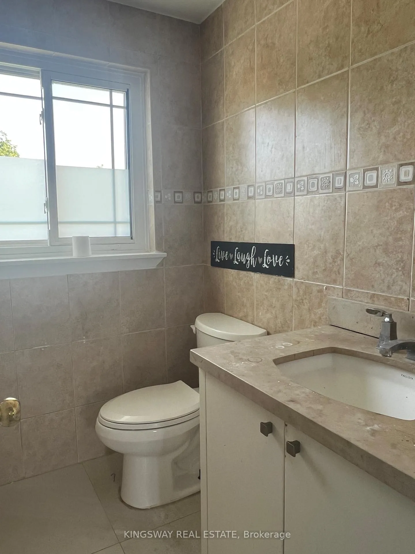Photo 4 of 18 Gemshaw Crescent, Scarborough, Malvern — HOMEH