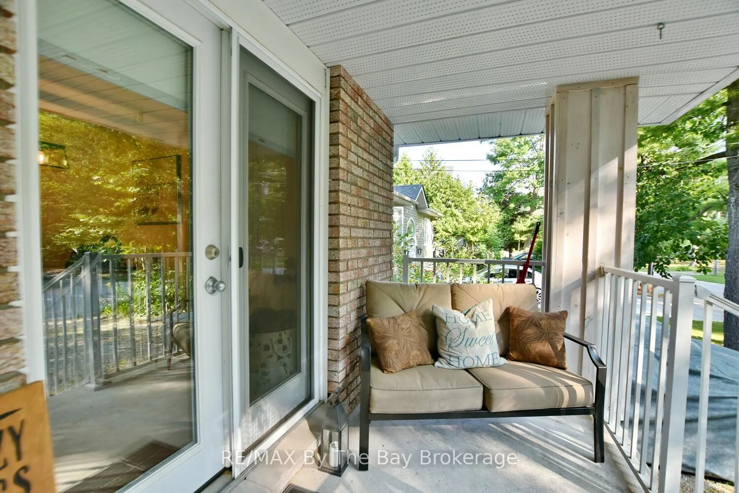 Photo 7 of 60 57th Street S, Wasaga Beach — HOMEH
