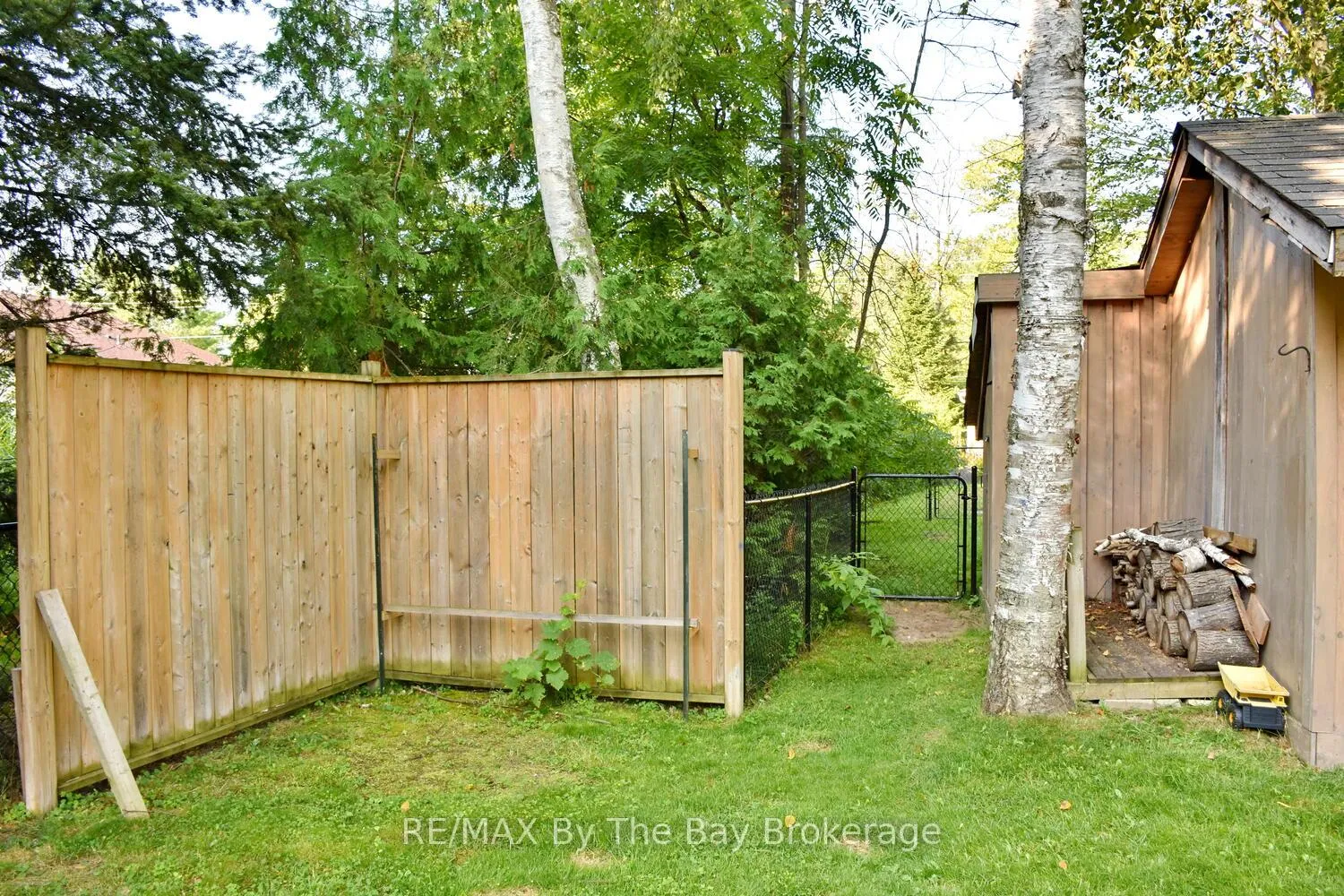 Photo 29 of 60 57th Street S, Wasaga Beach — HOMEH