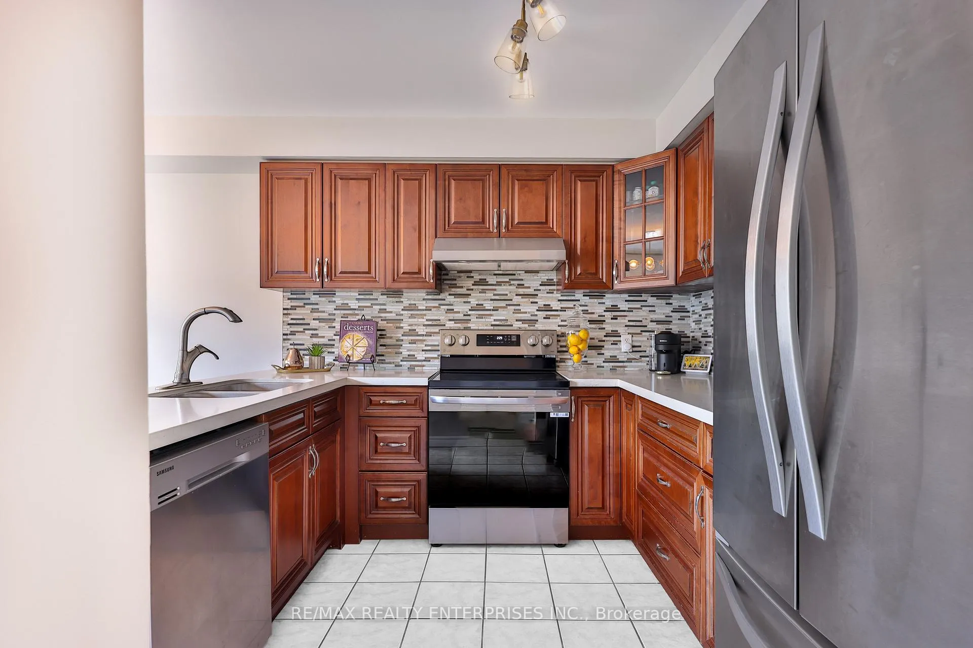 Photo 13 of 89 Somerville Road, Halton Hills, Acton — HOMEH