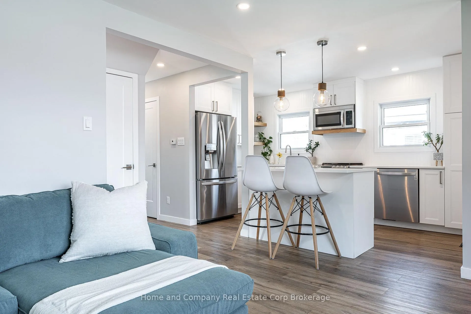 Photo 8 of 577 Albert Street, Stratford — HOMEH