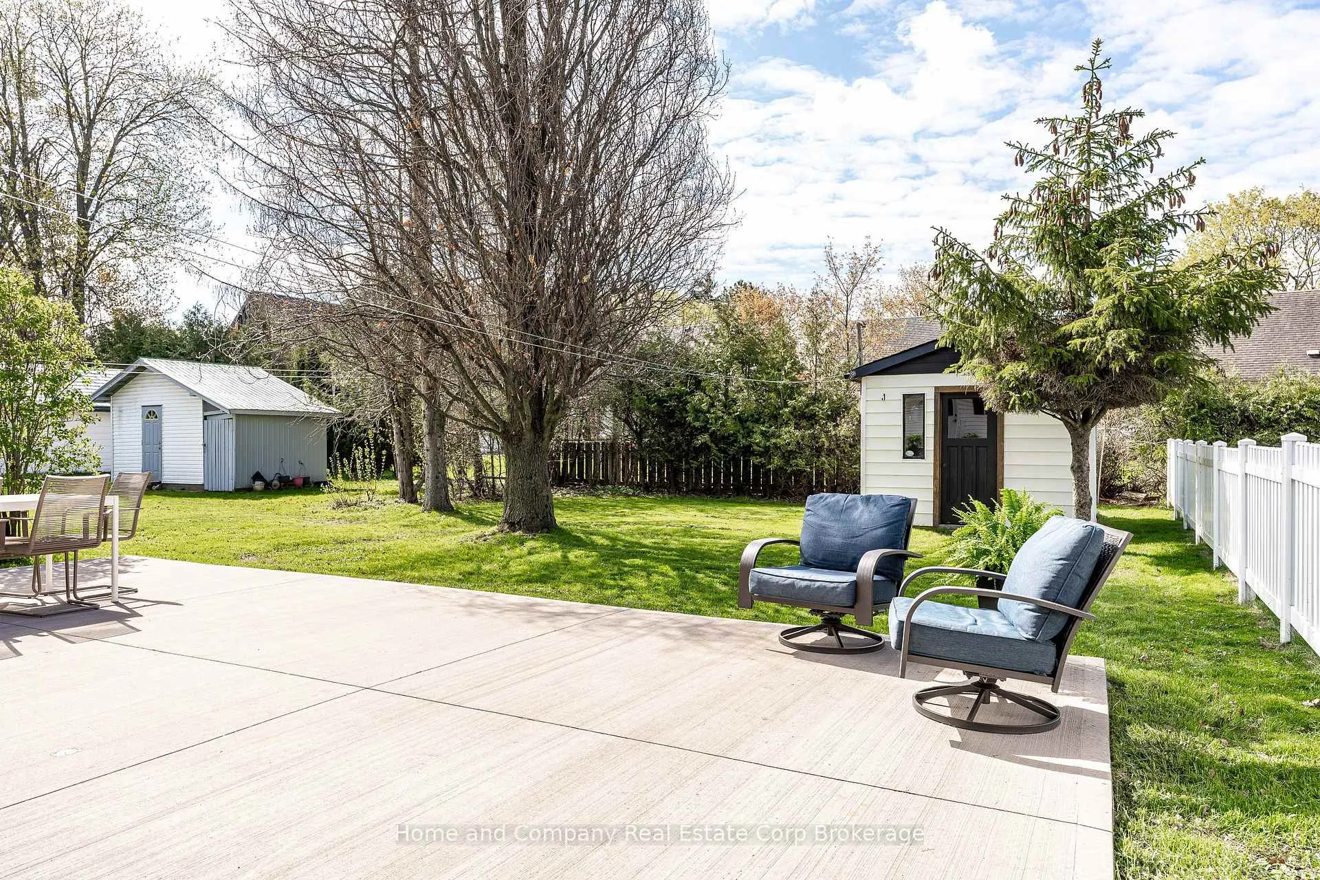 Photo 25 of 577 Albert Street, Stratford — HOMEH