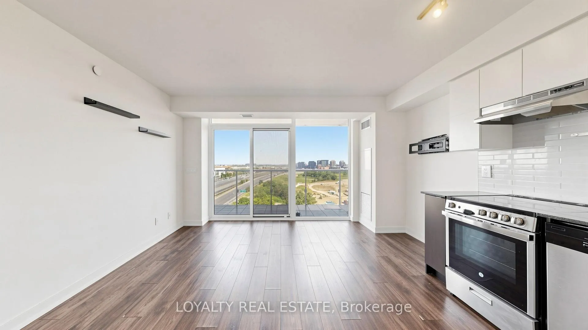Photo 13 of Unit 1207, 120 Varna Drive, Toronto, Englemount-Lawrence — HOMEH