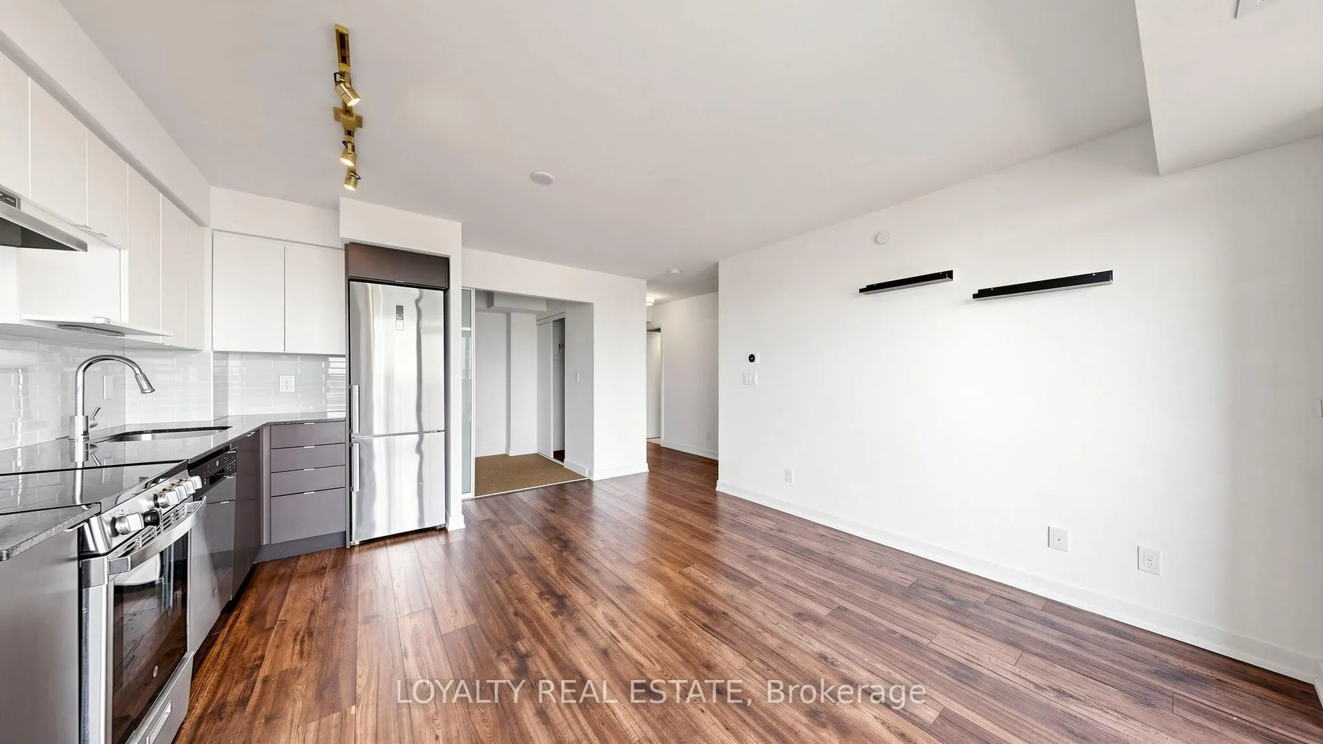 Photo 19 of Unit 1207, 120 Varna Drive, Toronto, Englemount-Lawrence — HOMEH