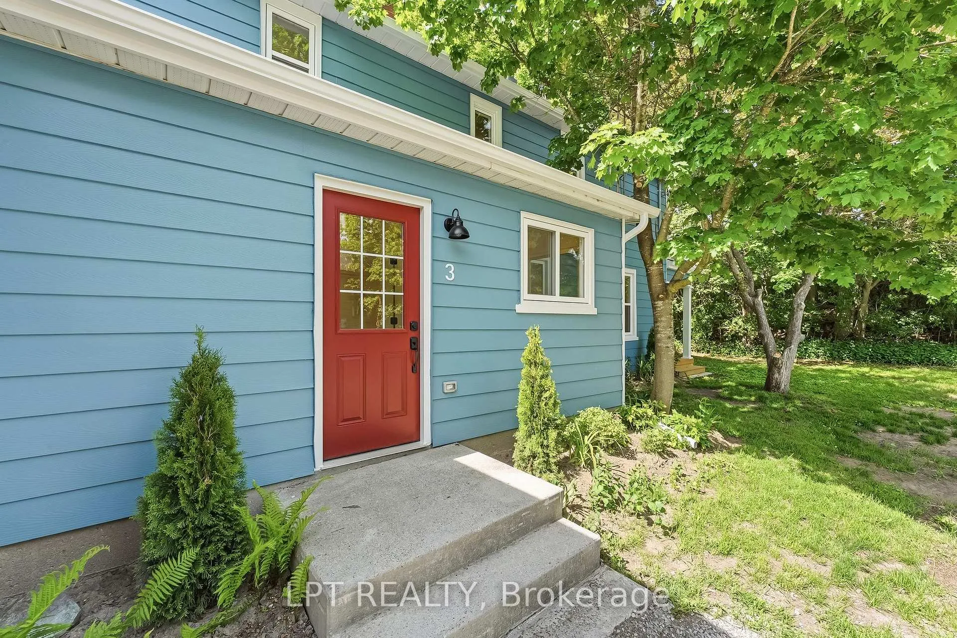 Photo 4 of 3 Gore Street, Kawartha Lakes, Manvers — HOMEH