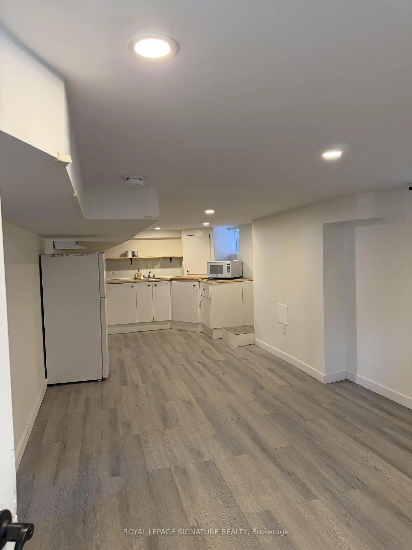 Photo 8 of Unit Apt 4, 295 Arthur Street, Oshawa, Central — HOMEH