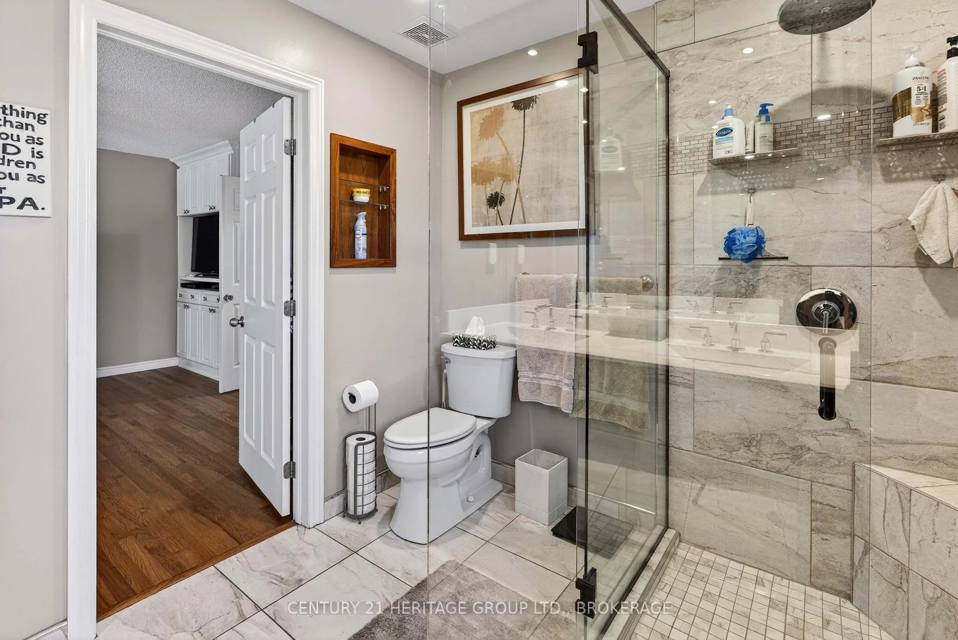 Photo 20 of 209 Smuggler's Cove Drive, Kingston, City Southwest — HOMEH