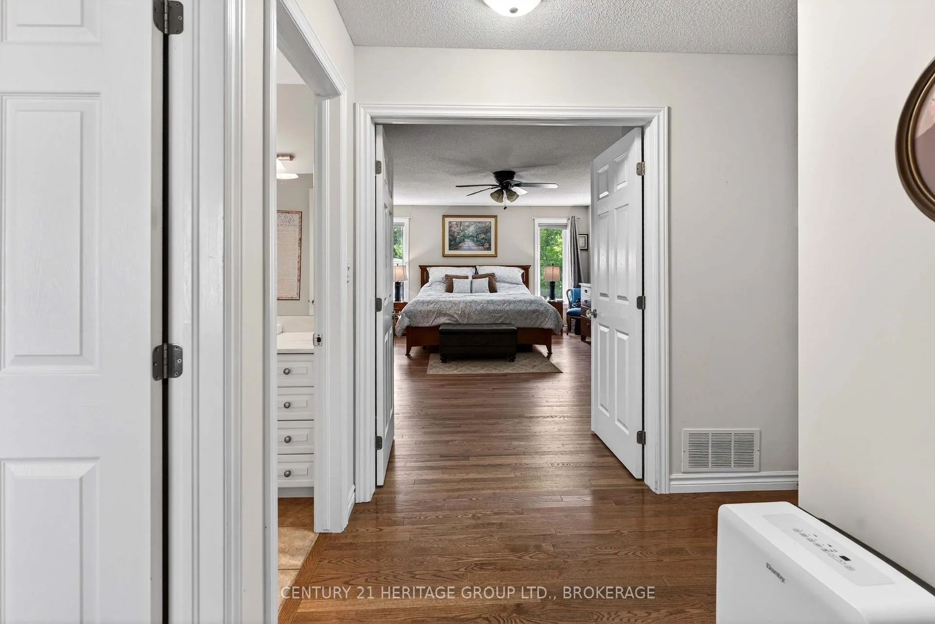 Photo 25 of 209 Smuggler's Cove Drive, Kingston, City Southwest — HOMEH