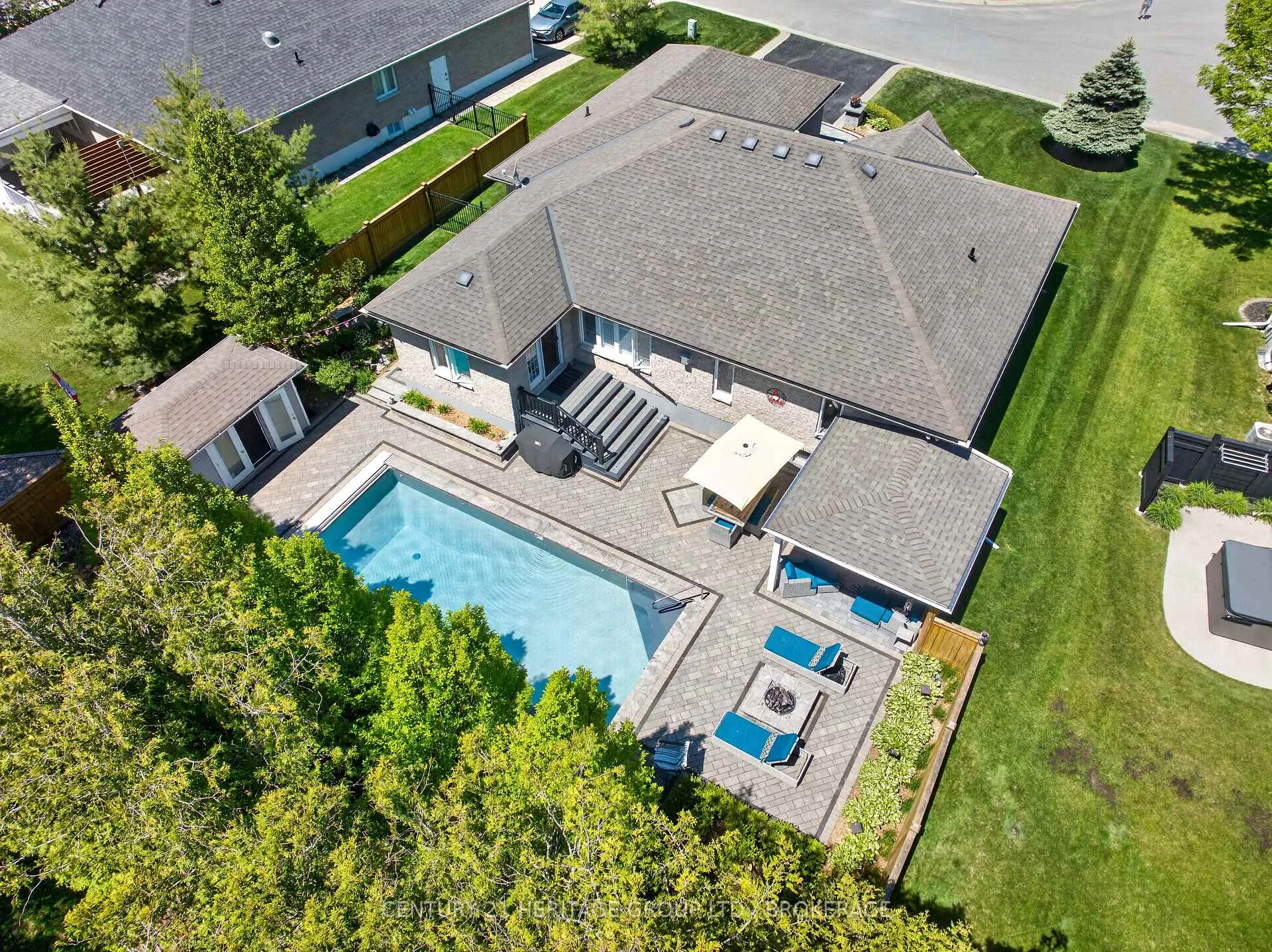 Photo 50 of 209 Smuggler's Cove Drive, Kingston, City Southwest — HOMEH