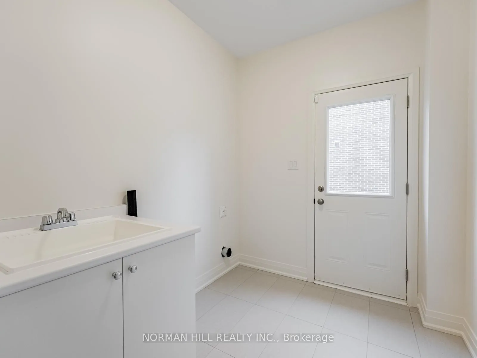Photo 21 of 23 Lilestone Drive, Brampton, Credit Valley — HOMEH
