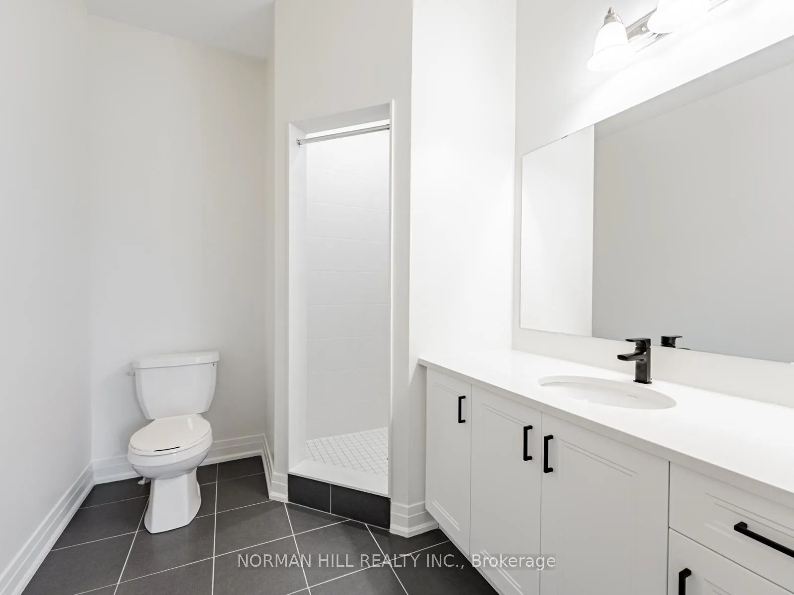 Photo 30 of 23 Lilestone Drive, Brampton, Credit Valley — HOMEH