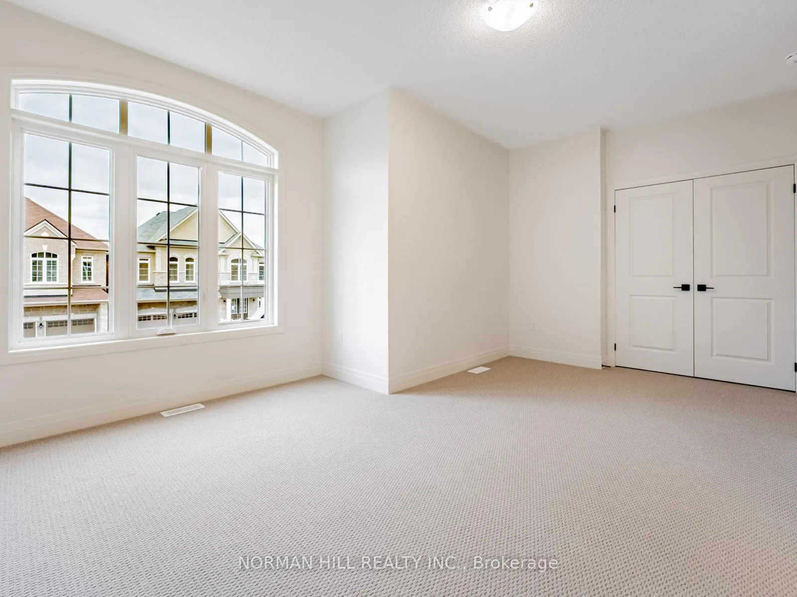 Photo 32 of 23 Lilestone Drive, Brampton, Credit Valley — HOMEH