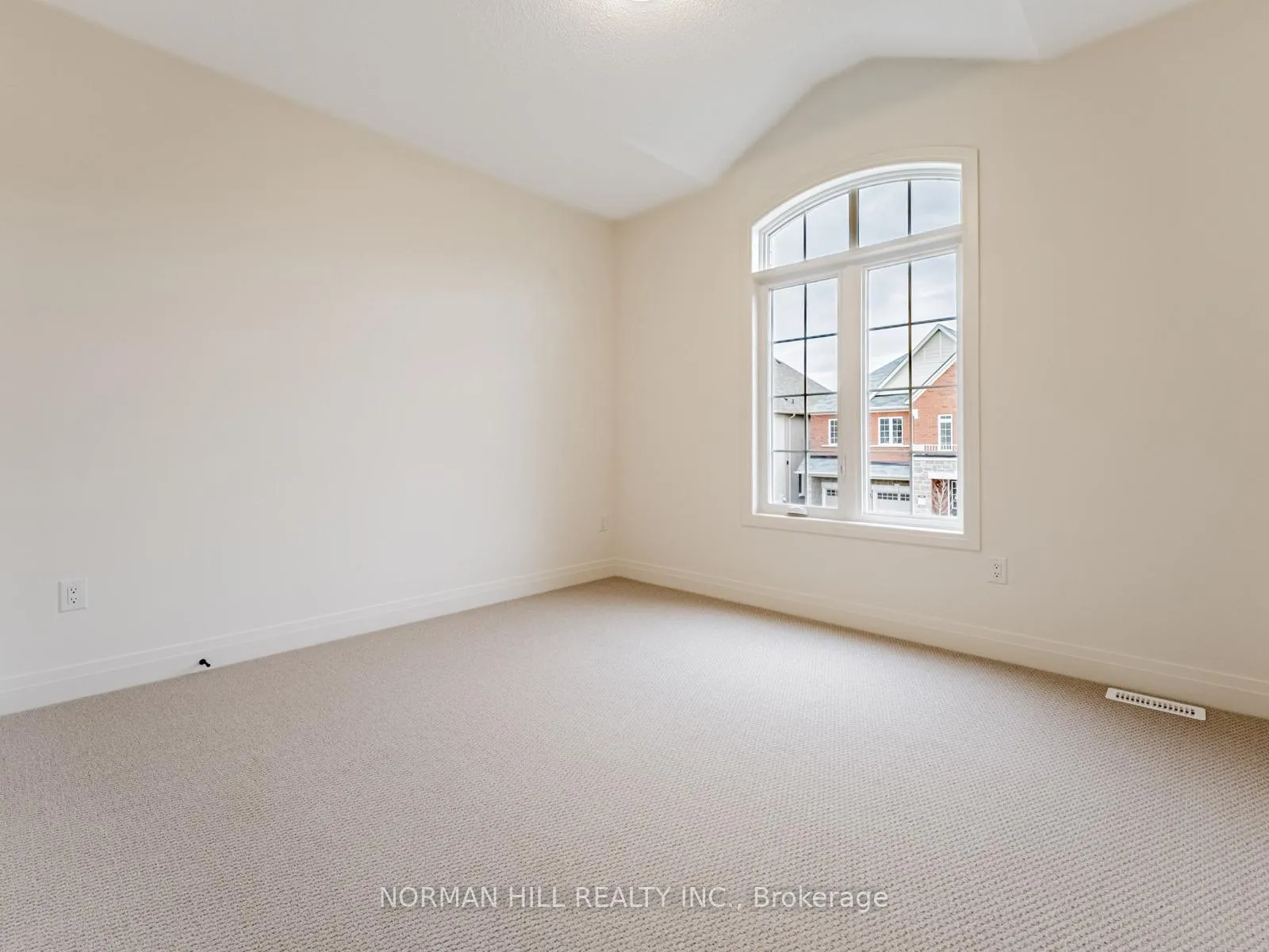 Photo 34 of 23 Lilestone Drive, Brampton, Credit Valley — HOMEH