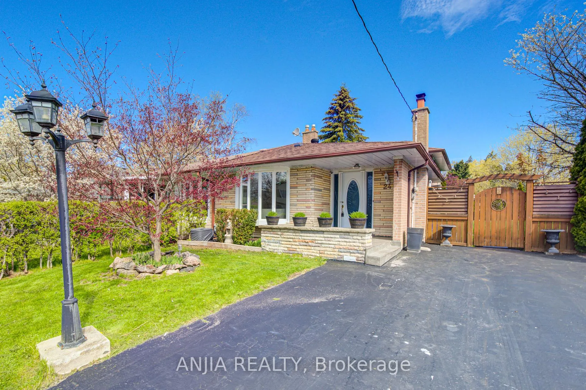 Photo of 24 Friar Tuck Road