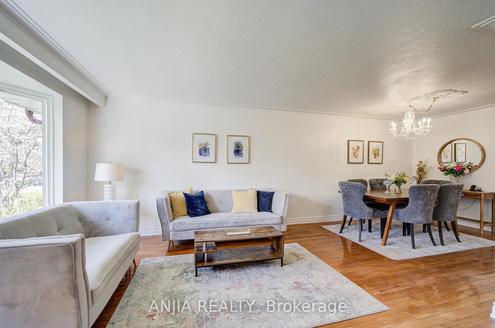 Photo 19 of 24 Friar Tuck Road, Markham, Bullock — HOMEH
