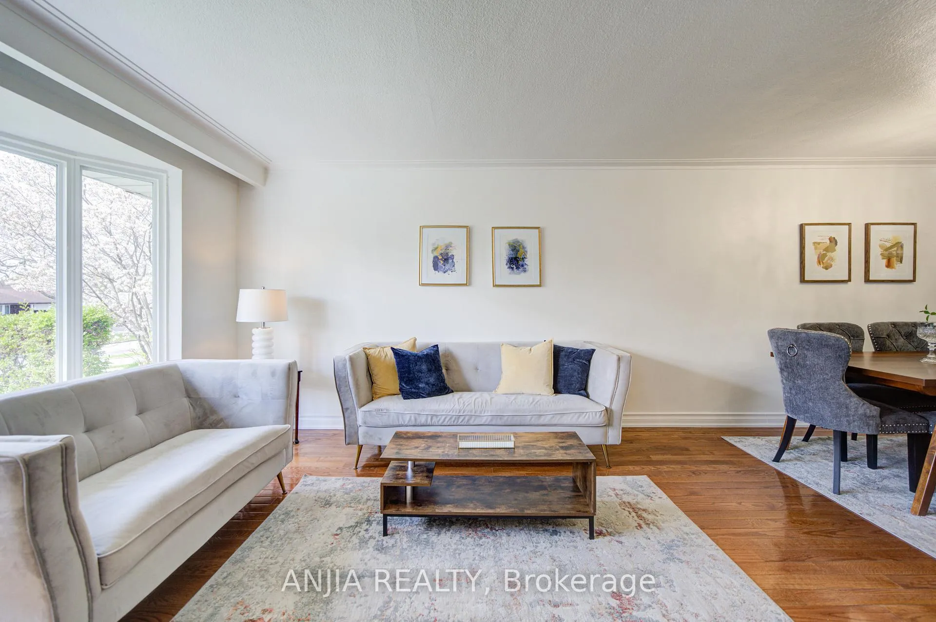 Photo 21 of 24 Friar Tuck Road, Markham, Bullock — HOMEH