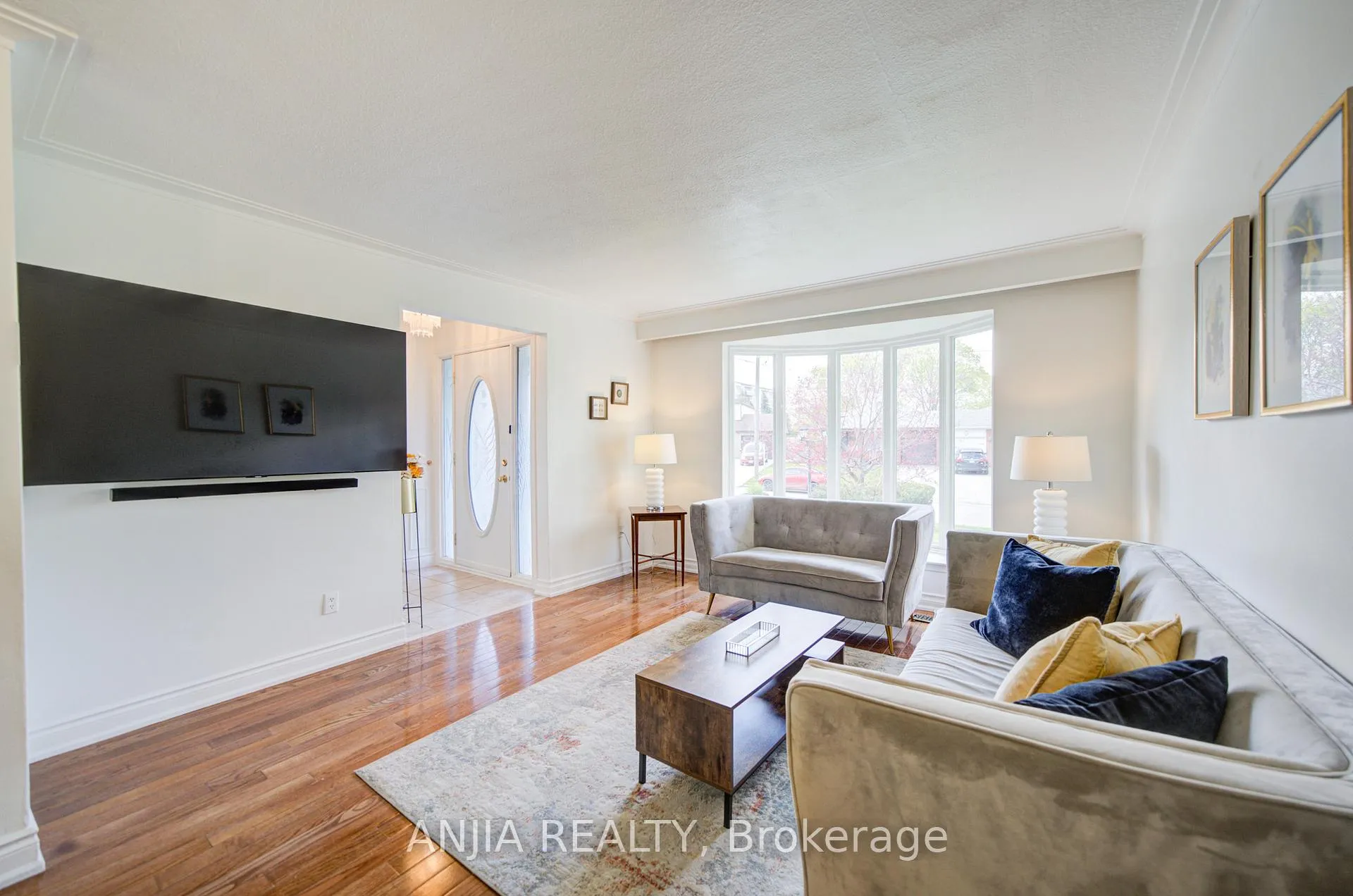 Photo 22 of 24 Friar Tuck Road, Markham, Bullock — HOMEH