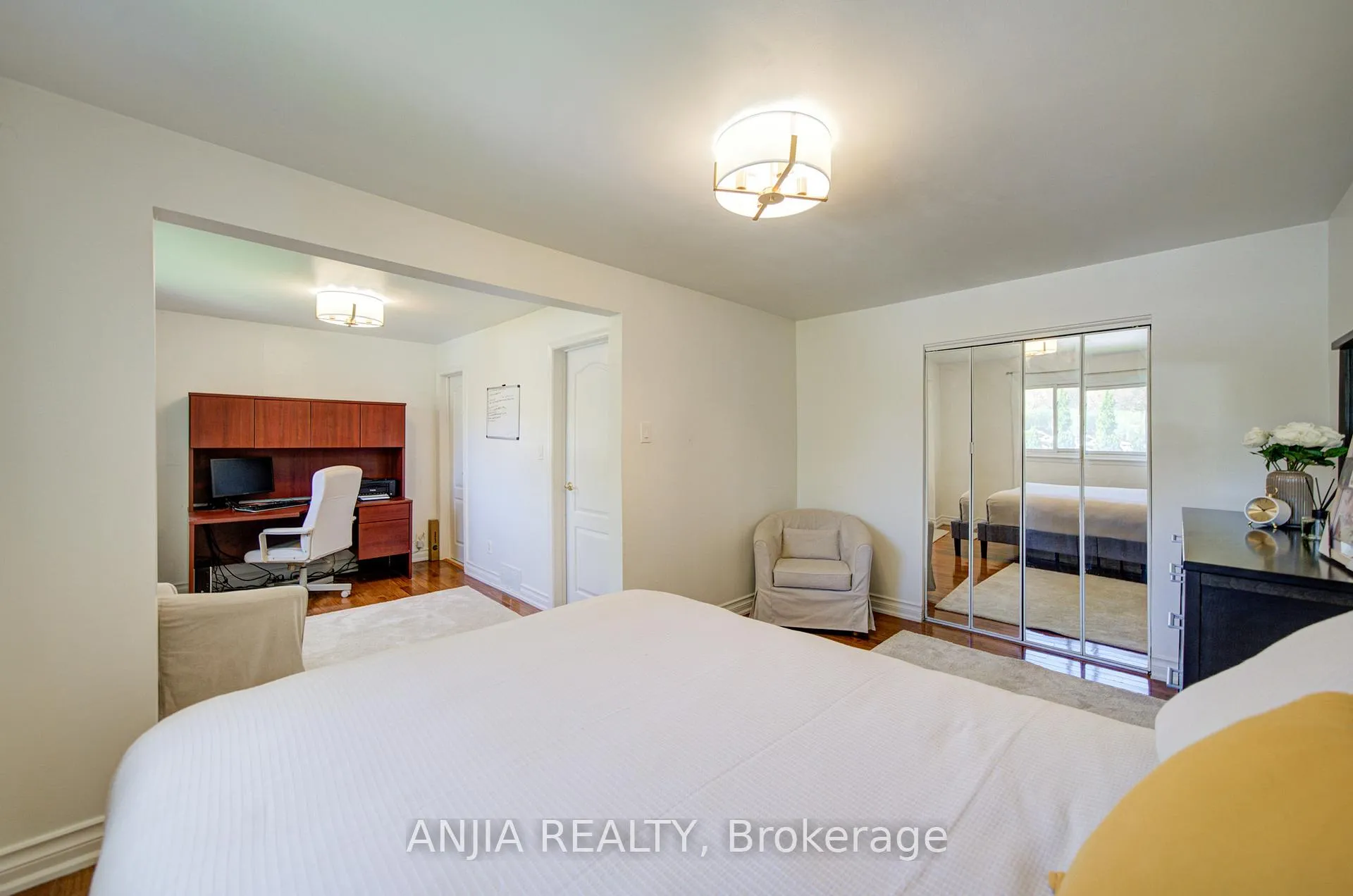 Photo 30 of 24 Friar Tuck Road, Markham, Bullock — HOMEH