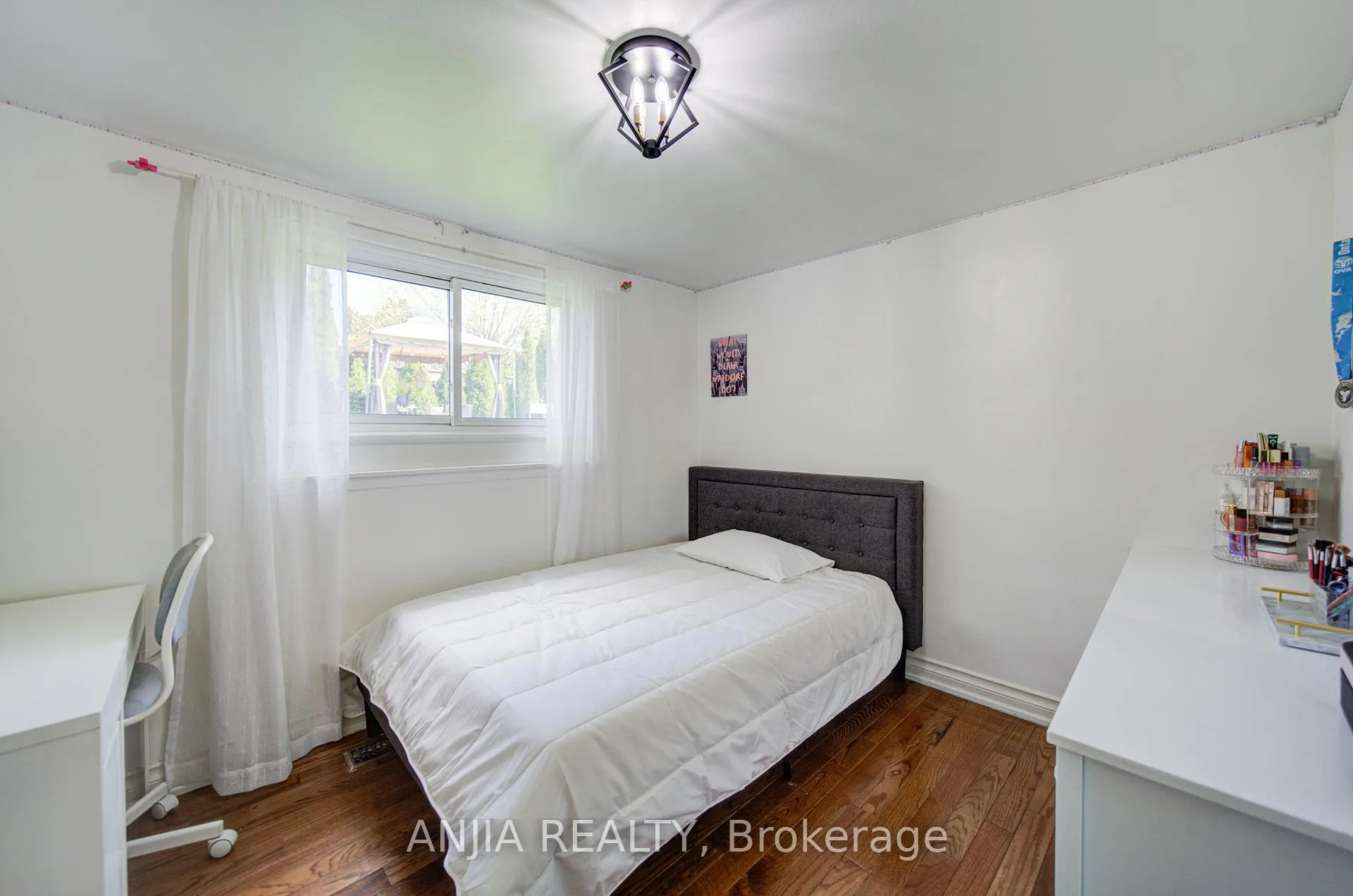 Photo 34 of 24 Friar Tuck Road, Markham, Bullock — HOMEH