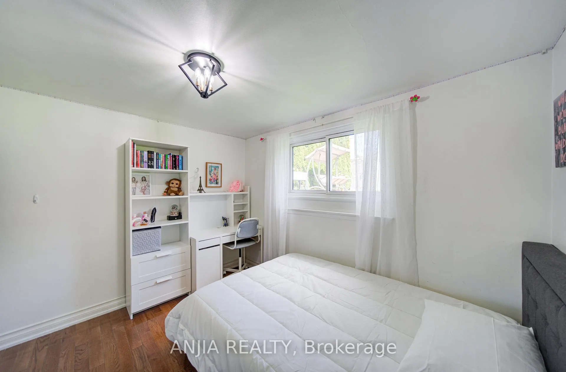 Photo 35 of 24 Friar Tuck Road, Markham, Bullock — HOMEH