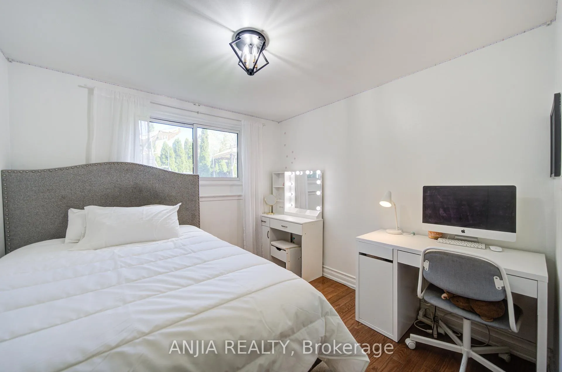Photo 36 of 24 Friar Tuck Road, Markham, Bullock — HOMEH
