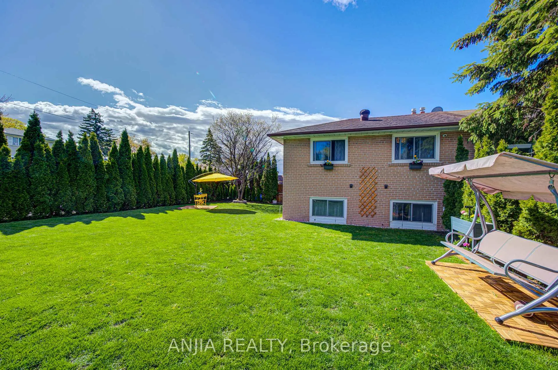 Photo 49 of 24 Friar Tuck Road, Markham, Bullock — HOMEH