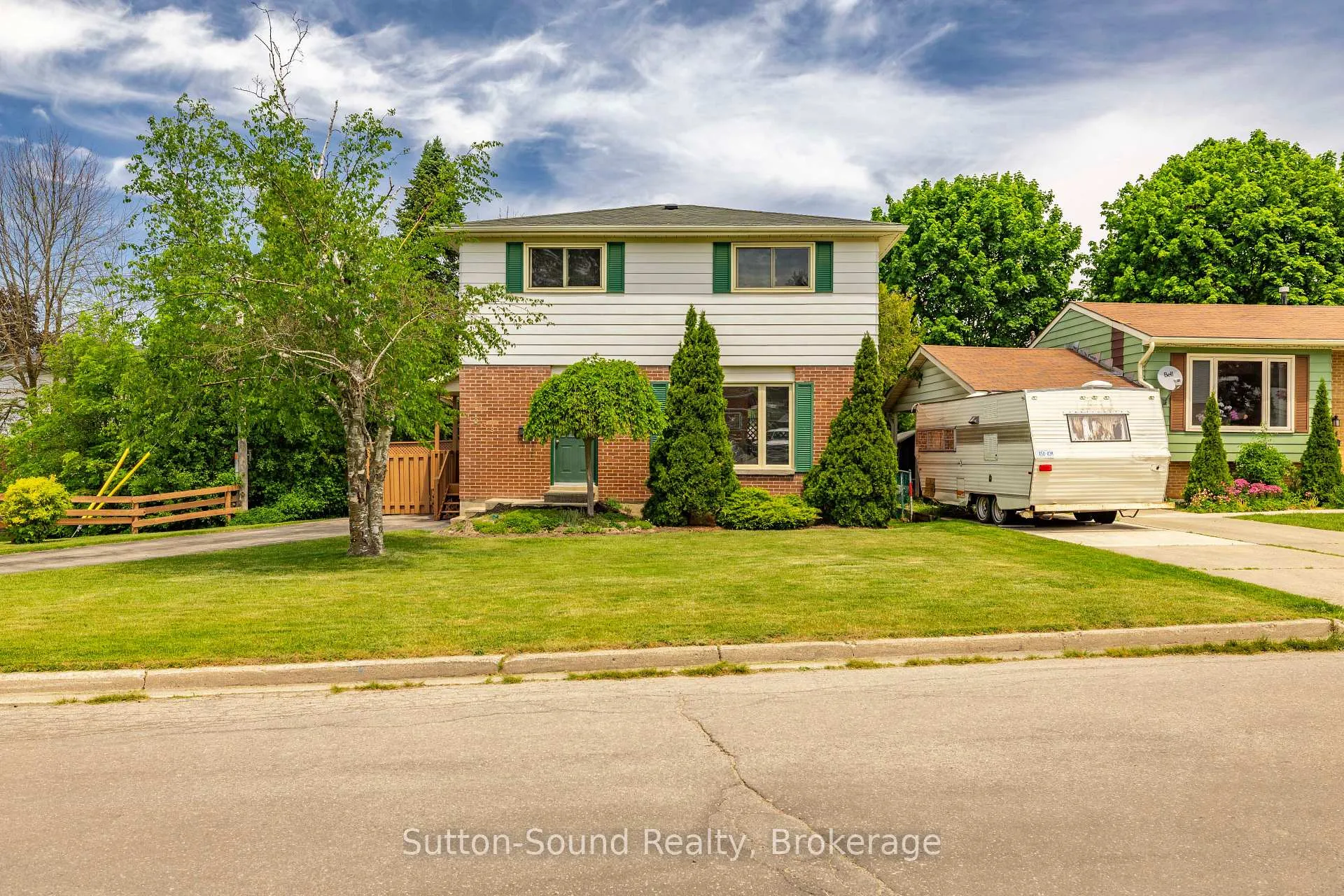 Photo 1 of 1038 11th Street E, Owen Sound — HOMEH