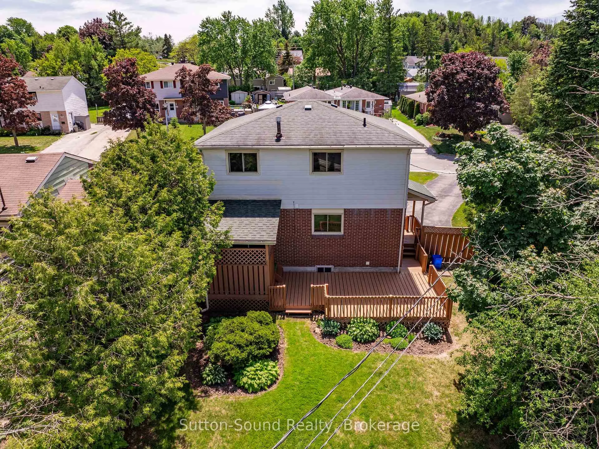 Photo 3 of 1038 11th Street E, Owen Sound — HOMEH