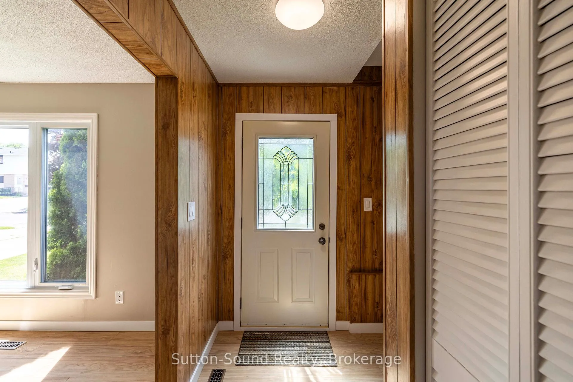 Photo 6 of 1038 11th Street E, Owen Sound — HOMEH