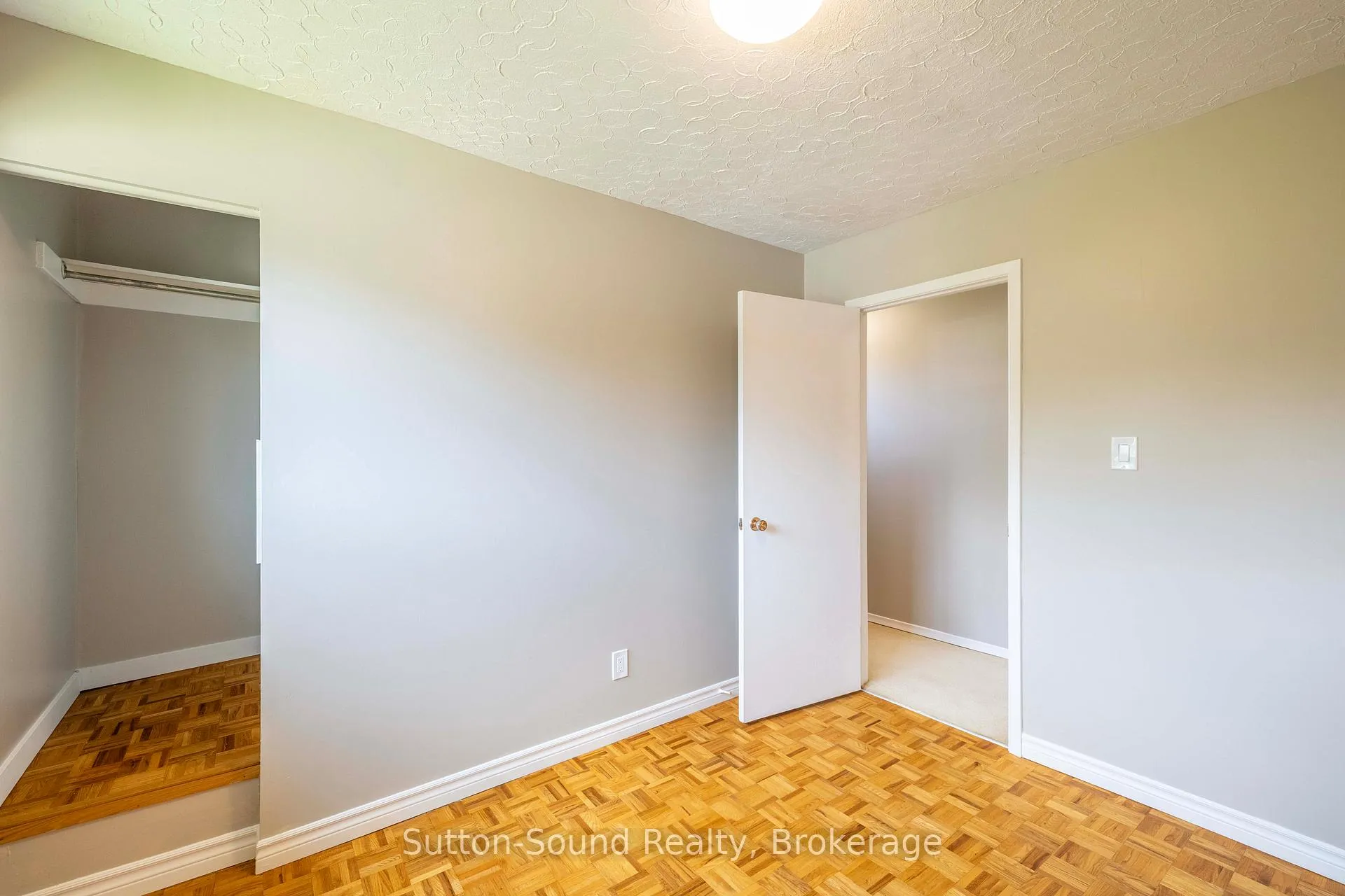 Photo 18 of 1038 11th Street E, Owen Sound — HOMEH