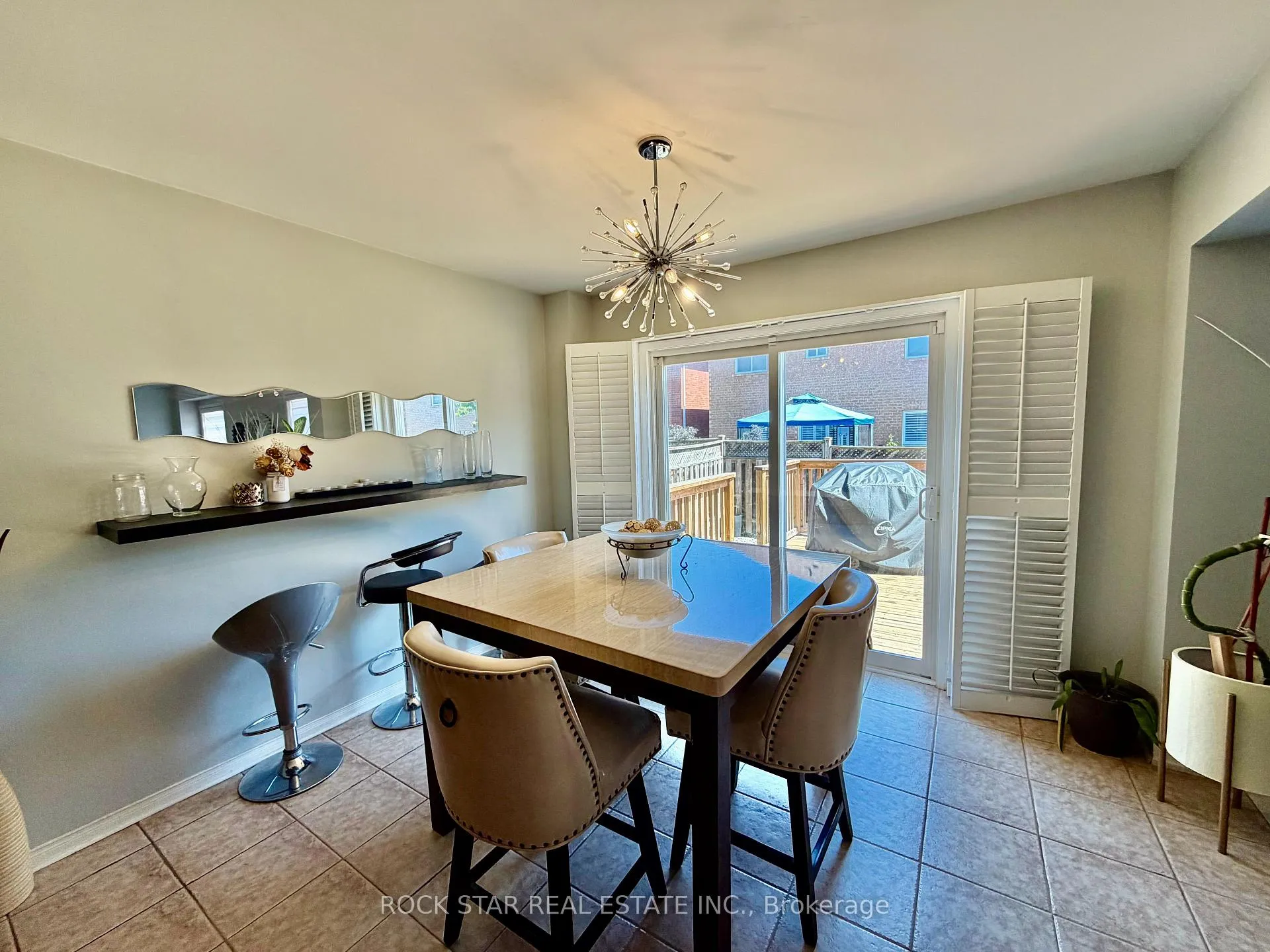 Photo 11 of 21 Trudelle Crescent, Brampton, Fletcher's Meadow — HOMEH