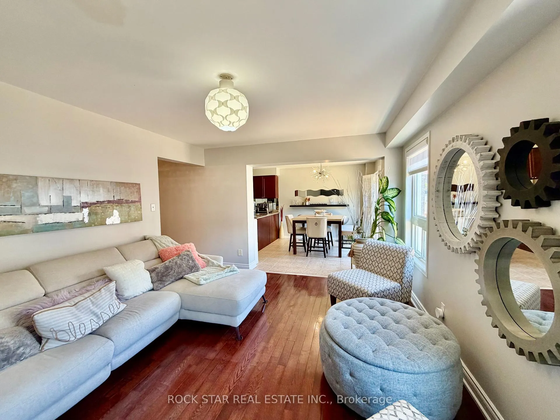 Photo 15 of 21 Trudelle Crescent, Brampton, Fletcher's Meadow — HOMEH