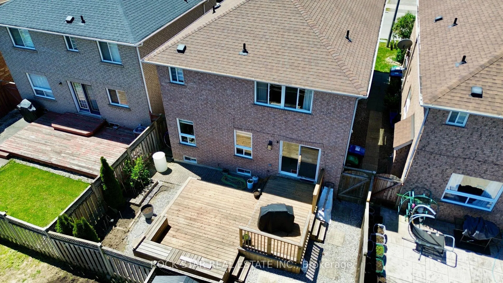 Photo 38 of 21 Trudelle Crescent, Brampton, Fletcher's Meadow — HOMEH