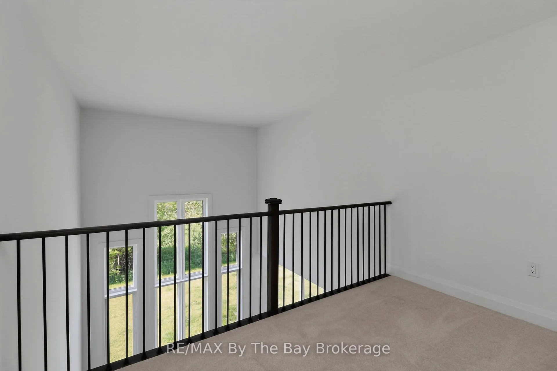 Photo 26 of 52 Amber Drive, Wasaga Beach — HOMEH