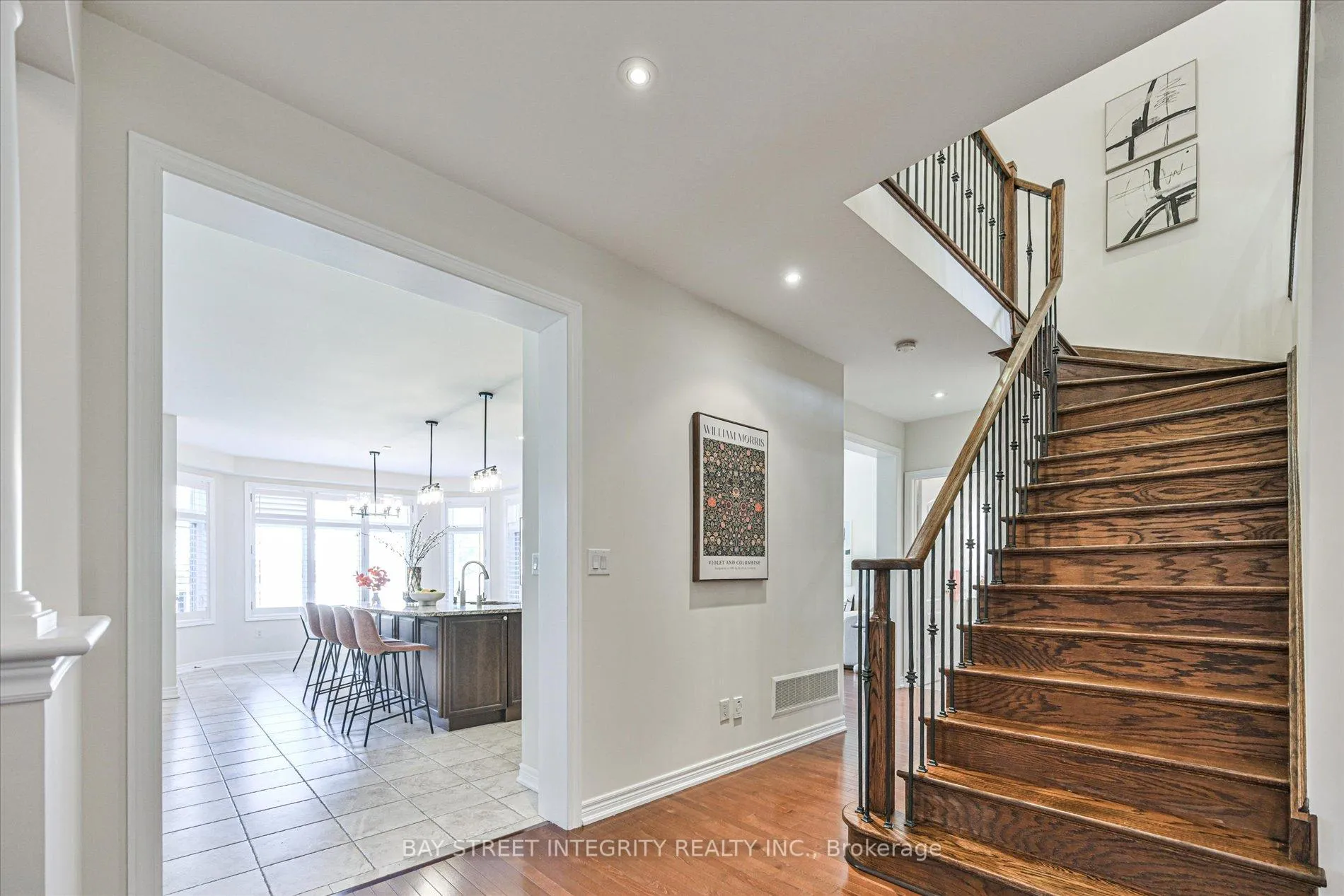 Photo 9 of 49 Glengordon Crescent, Markham, Angus Glen — HOMEH