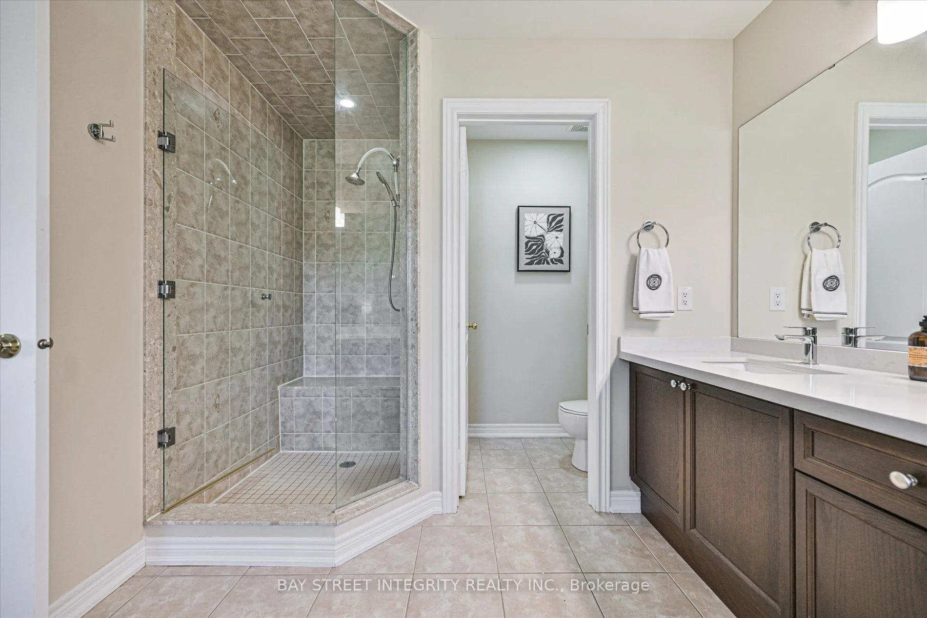 Photo 31 of 49 Glengordon Crescent, Markham, Angus Glen — HOMEH