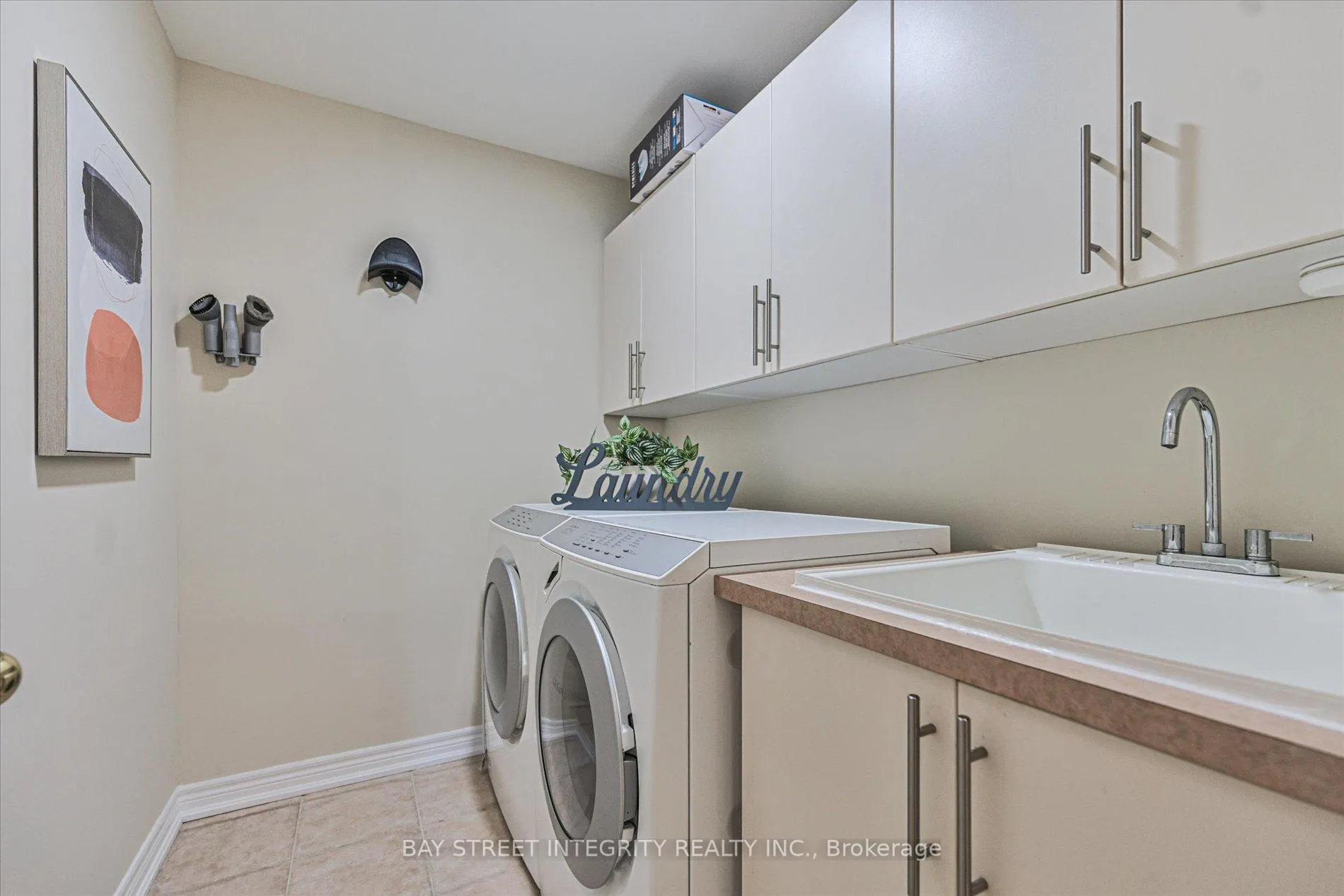 Photo 39 of 49 Glengordon Crescent, Markham, Angus Glen — HOMEH
