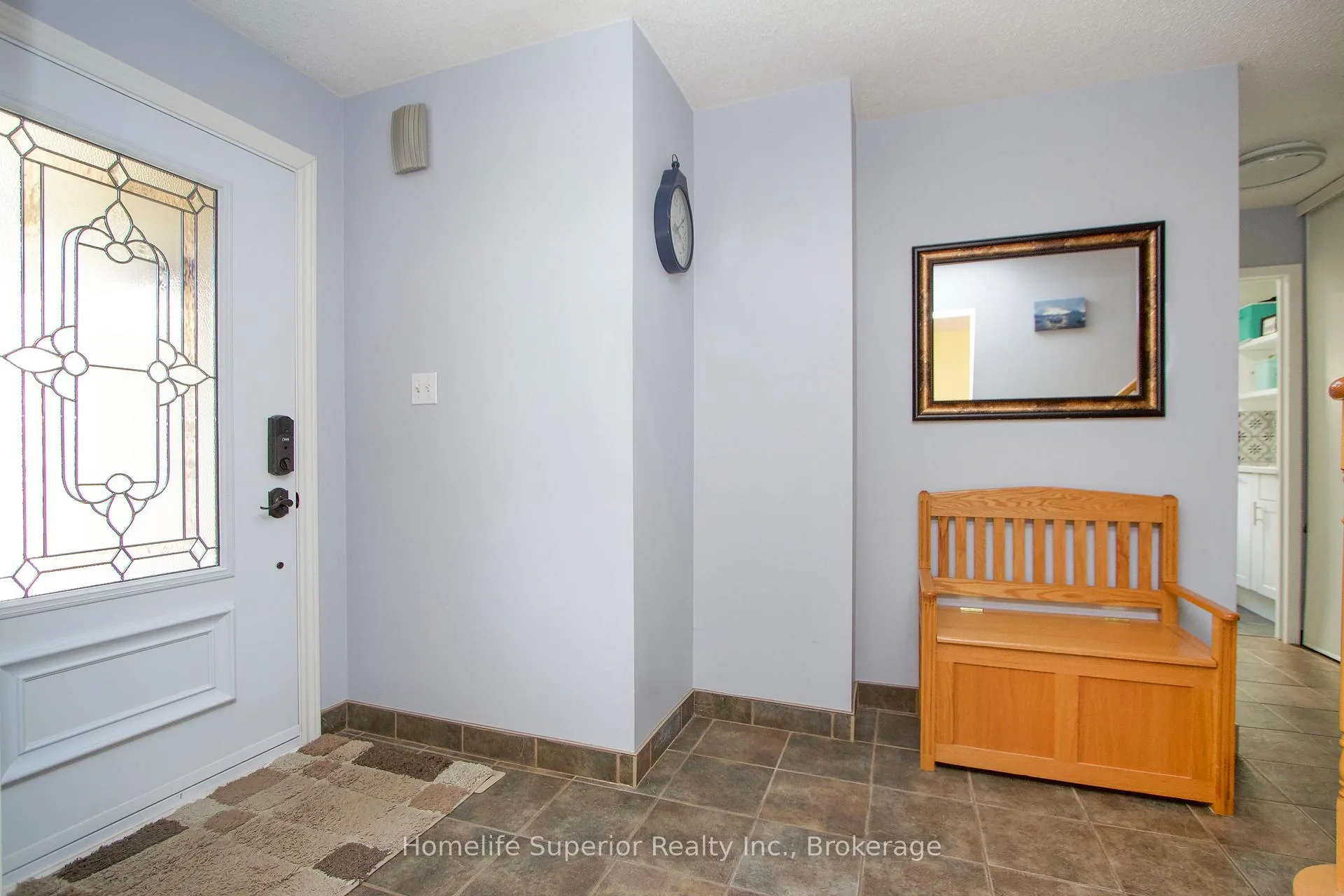 Photo 3 of 122 Sandringham Drive, Clarington, Courtice — HOMEH